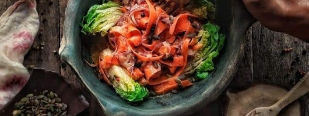 Ensalada Macerada de Zanahorias y Cebolla con VITAE Naranja y Menta